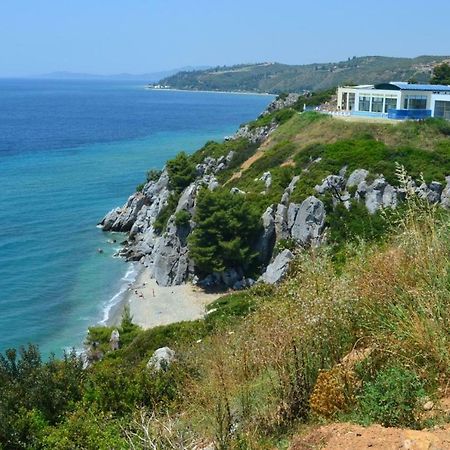 Comfortable Apartment Near The Central Beach Nea Skioni Esterno foto