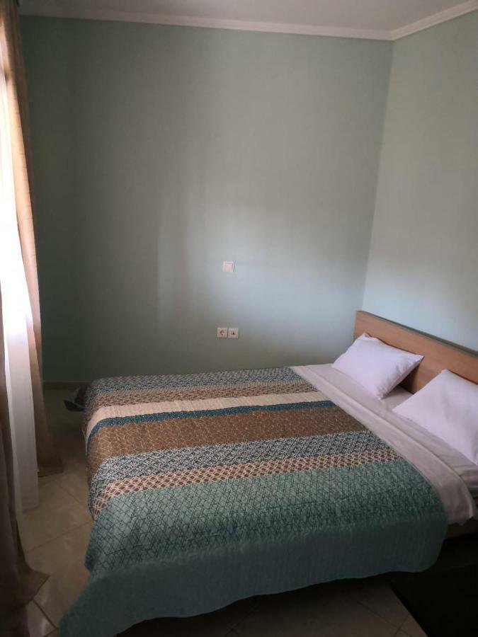 Comfortable Apartment Near The Central Beach Nea Skioni Esterno foto